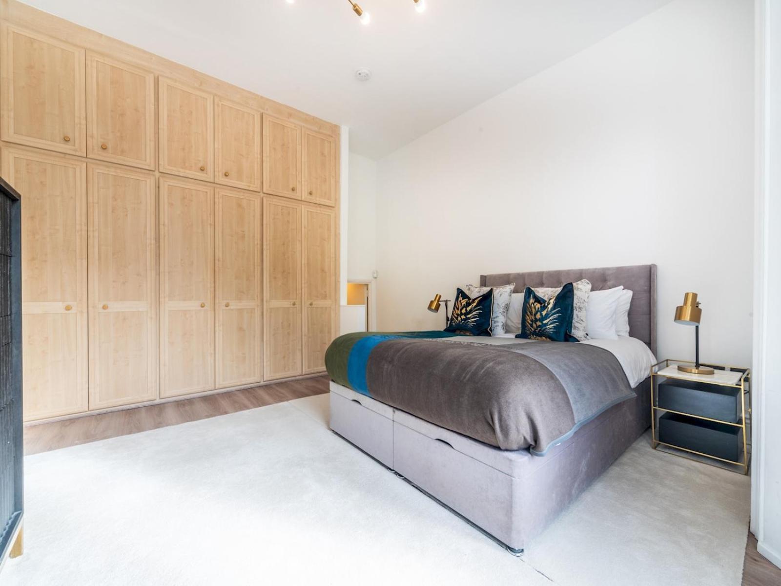 Pass The Keys Comfort Style - Near Notting Hill Apartment *